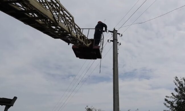 Графіки відключення світла у Дніпропетровській області на 4 липня