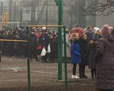 ЧП в Кривом Роге, сотни детей массово эвакуируют: первые детали и кадры