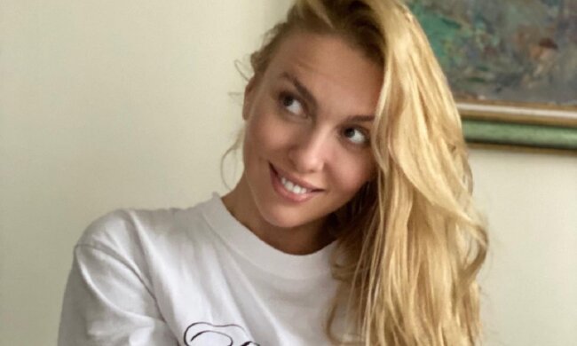 Вляпавшаяся в скандал с Киркоровым Полякова объявила о важном достижении: "Как только я открою рот..."