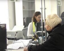 Грошова допомога для пенсіонерів у Дніпропетровській області