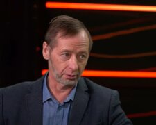 «Вибухає, горить, бавовнить»: Олександр Кочетков розповів, що зараз відбувається у росії