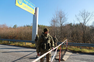 На границе Украины и Беларуси началась спецоперация, кадры: задействована техника и авиация