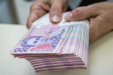 Астролог назвал знаки Зодиака, которым свалится на голову небывалое богатство: уже в этом месяце