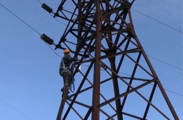 Графики отключения света в Чернигове на 17 марта