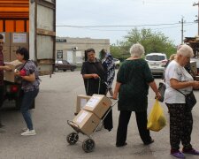 Безкоштовні продукти для пенсіонерів в Донецькій області