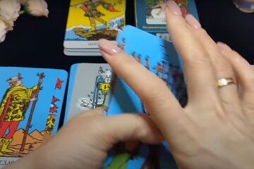 Гороскоп за картами Таро