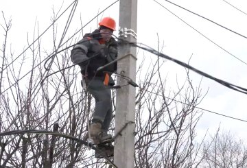 Графики отключения света в Запорожской области на 20 февраля