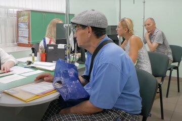 Гуманитарная помощь для пенсионеров в Кривом Роге