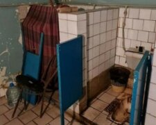 Горе-мать в Харькове оставила младенца в общественном туалете: "положила в пакет и..."