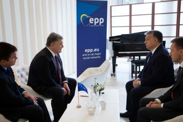 Порошенко обговорив безвізовий режим з прем’єром Угорщини