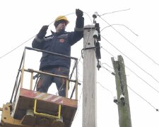 Графіки відключення світла в Одеській області на 2 квітня