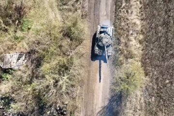 російський танк, війна