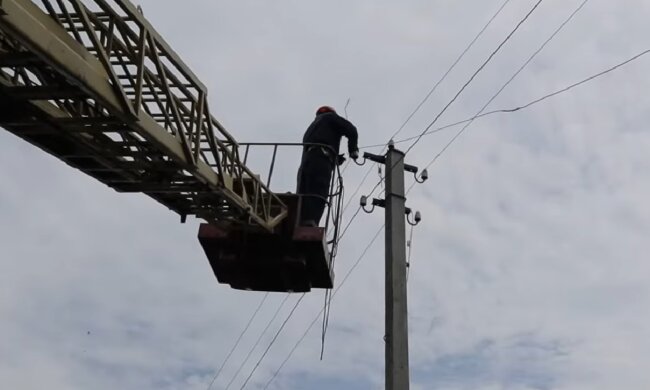 Графики отключения света в Ровенской области на 2 апреля
