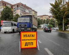 Вантажівка влаштувала криваву аварію в Харкові: жахливі кадри трагедії