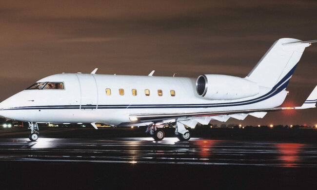 самолет-Bombardier Challenger 600
