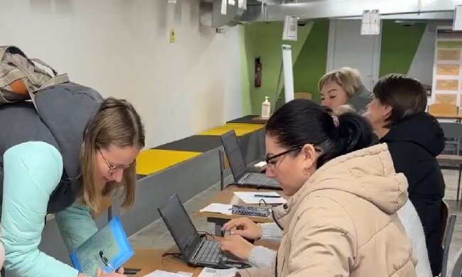 Гуманітарна допомога для пенсіонерів у Києві