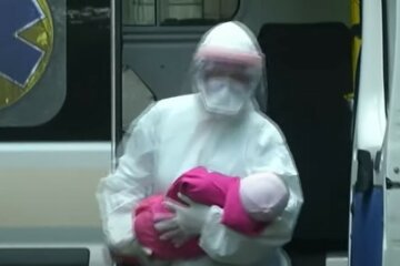 Штамм "Дельта" все чаще поражает детей:  санврач назвала основные симптомы