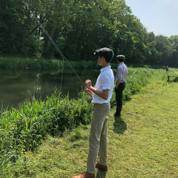 Дэвид Бекхэм с сыновьями на рыбалке