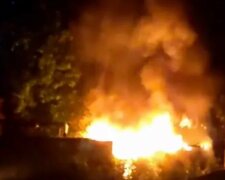 В Харькове вспыхнуло здание на территории больницы: детали и кадры с места ЧП