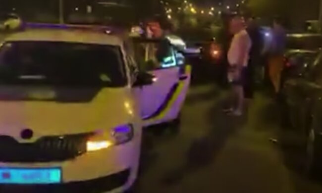 Бешеные гонки закончились масштабным ДТП в Киеве видео: разбиты восемь машин