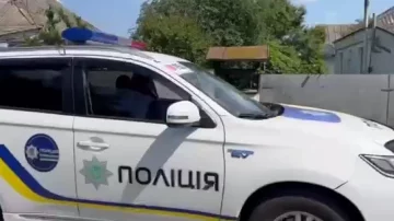 поліція, поліцейське авто