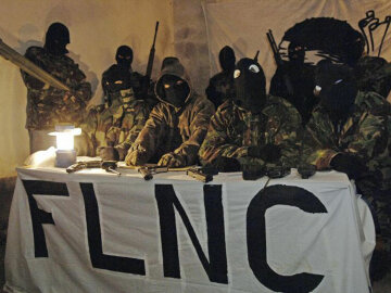 Лише суньтеся: корсиканські бойовики обіцяють жорстку відповідь ІДІЛ (фото)
