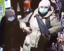 "Одно движение и Айфон уходит в другой карман": в Одессе орудует виртуозная воровка, видео