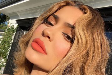 кайли дженнер