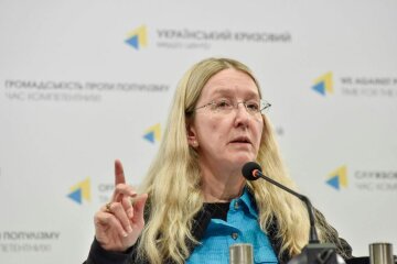 Вы должны это знать: Супрун раскрыла неожиданную правду, нужно ли носить бахилы