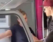українця з протезом зняли з рейсу