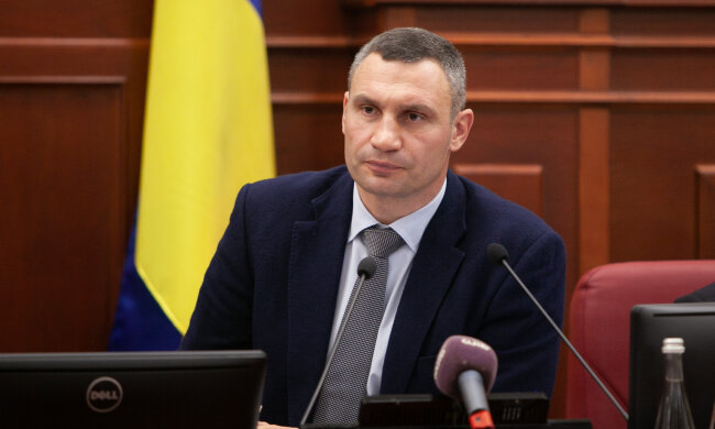 Кличко отримав надбавку до зарплати, а кияни продовжують жити за копійки на карантині