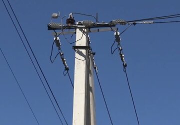 Графики отключения света в Кировоградской области на апрель