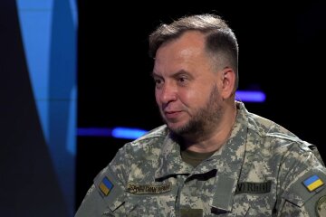 У них неожиданно исчезнет любое желание удерживать войска в Украине, - политтехнолог Виктор Уколов об уходе путина