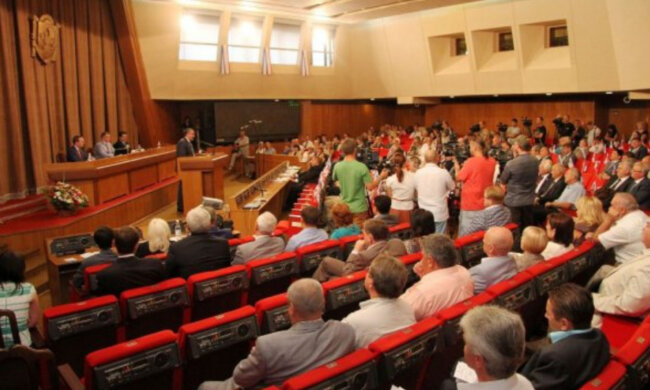 В Крыму начался переполох из-за решения Зеленского: что требуют оккупанты