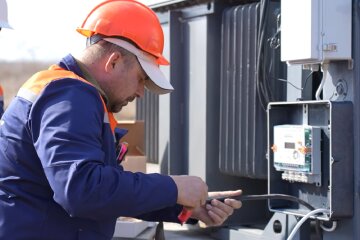 Графіки відключення світла у Київській області на 7 квітня