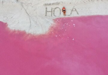 Рожева лагуна Мексики підкорила інтернет (фото)