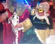 Фанатка "руського миру" прославилася після дивної вечірки під Одесою, відео: "Бал вати"