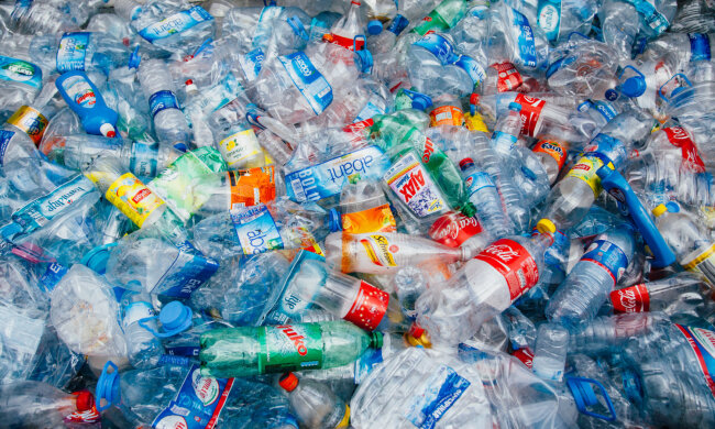Plastic bottle recycling