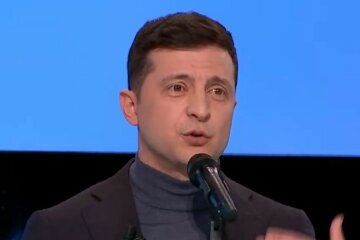 Ослабление карантина: Зеленский сообщил, когда украинцы выйдут на работу и запустят транспорт
