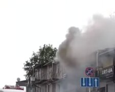Пожежа спалахнула на ринку "7 кілометр" в Одесі, дим видно здалеку: відео НП