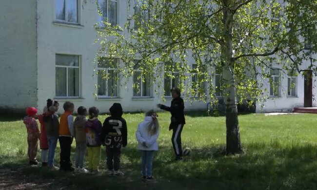 Льготы для детей-ВПО: как получить помощь в Харькове