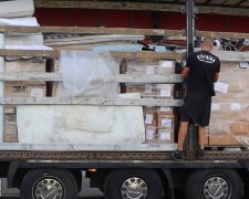 Безкоштовні продукти для ВПО та пенсіонерів у Полтаві