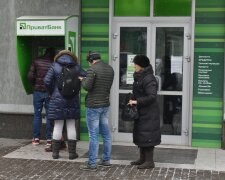 Клиенты ПриватБанка под угрозой: мошенники проворачивают чудовищную схему по «откачиванию» денег