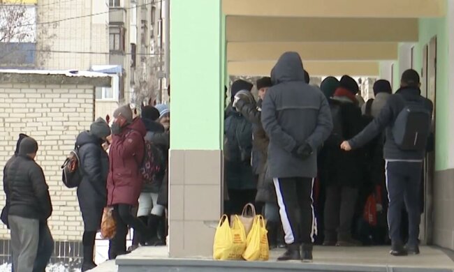 Гуманітарна допомога для ВПО у Сумах