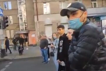 В центре Одессы разъяренные люди перекрыли движение, видео: что они требуют