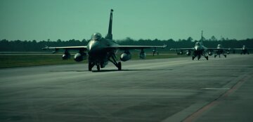 Незнание английского языка и не только: какие преграды стоят на пути передачи F-16 Украине