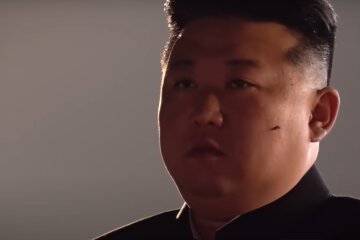 Ким Чен Ын
