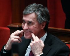 Французского министра отправили за решетку