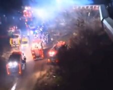 «Люди кричали, все в огне»: количество жертв после столкновения поездов быстро растет