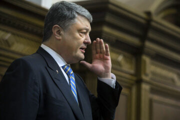 Порошенко знайшов спосіб помститися Зеленському за поразку: деталі “плану Б”